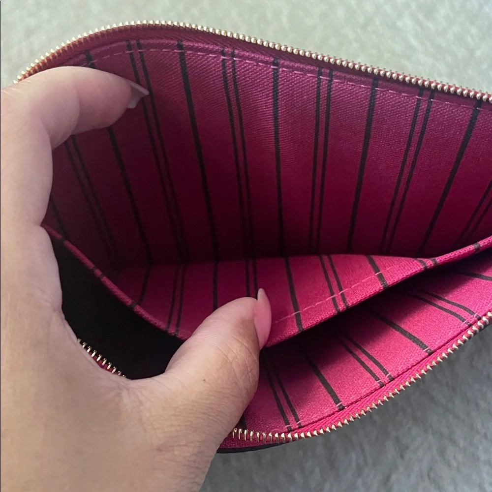 Louis Vuitton Monogram Pochette GM